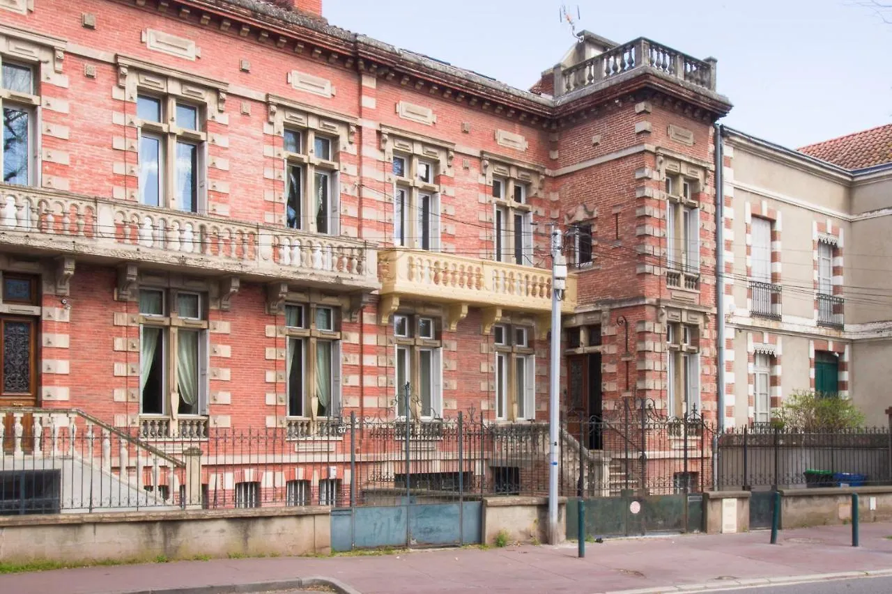 Les Demoiselles Daire Toulouse Fransa
